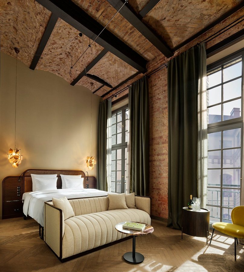 Telegraphenamt — Guest room