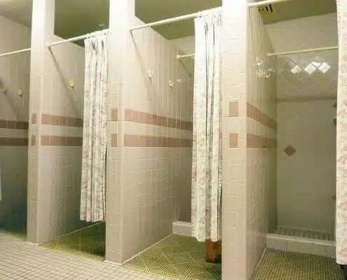 Temple View RV Resort — Bathroom