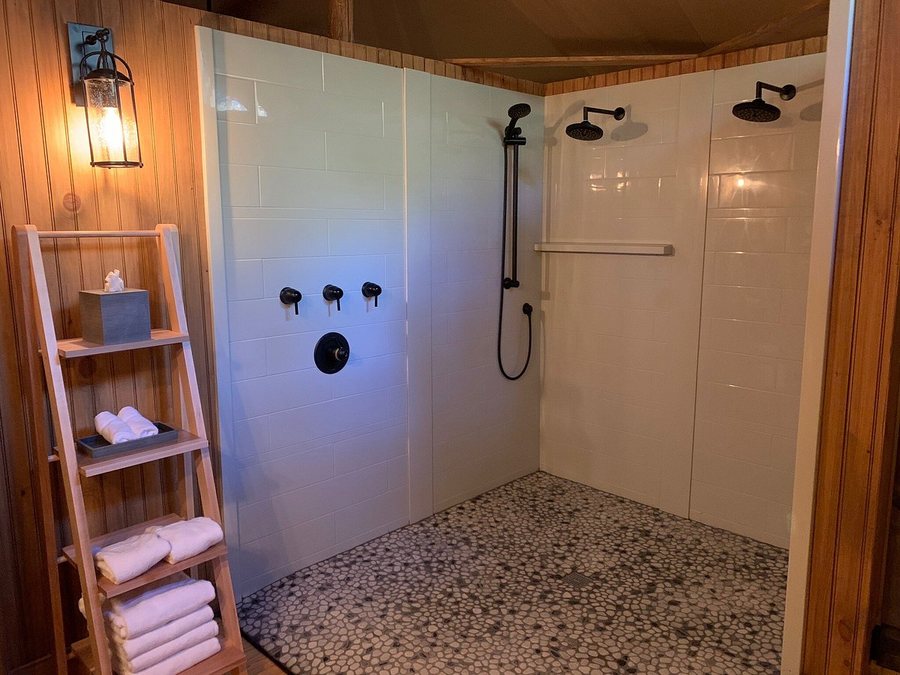 Terramor Outdoor Resort — Bathroom