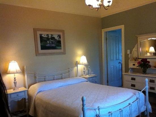Terry House Bed and Breakfast — Guest room