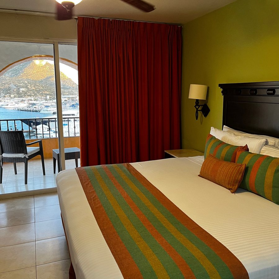 Tesoro Los Cabos — Guest room