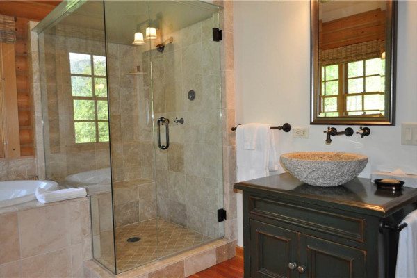 Teton Cabins — Bathroom
