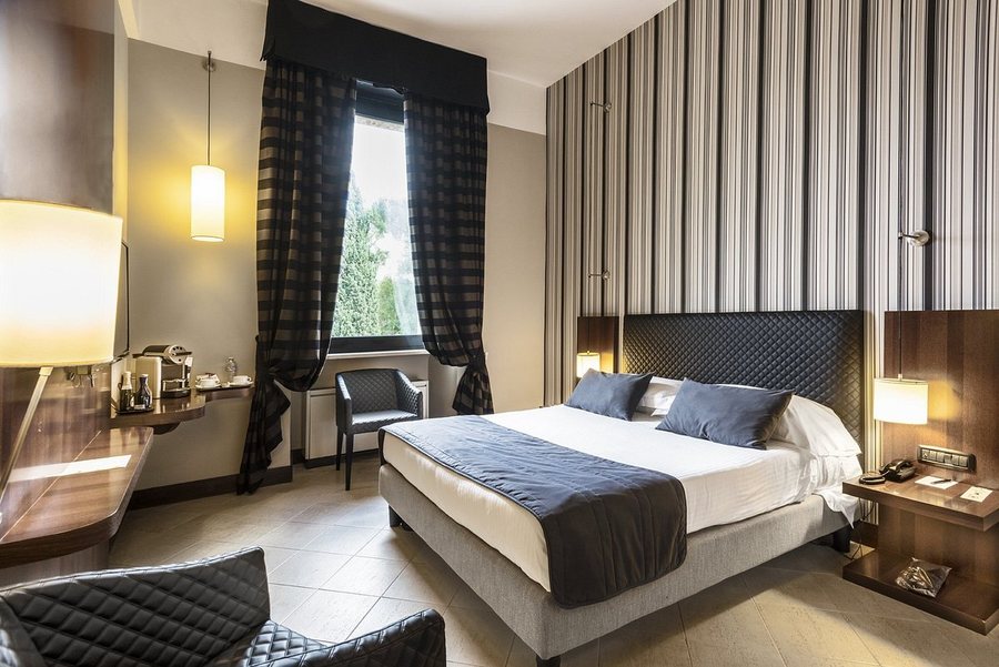 TH Roma Carpegna Palace Hotel — Guest room