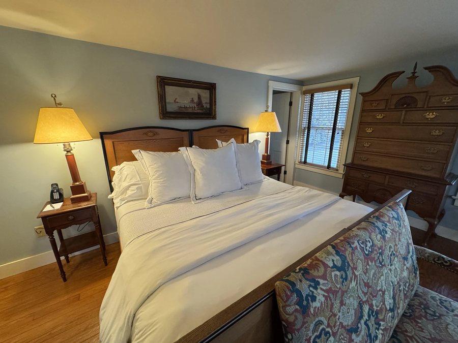 The 1708 House — Guest room