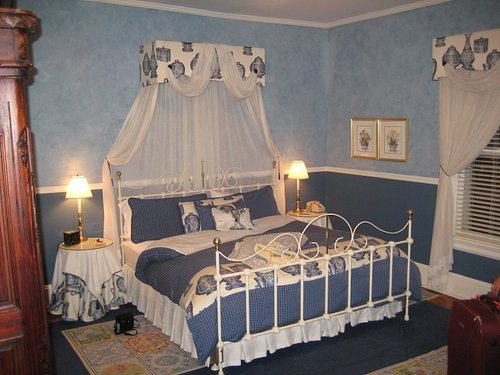 The 1891 Inn Bed And Breakfast — Guest room