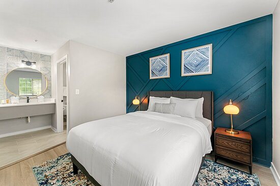 The 505 Collection Buckhead — Guest room