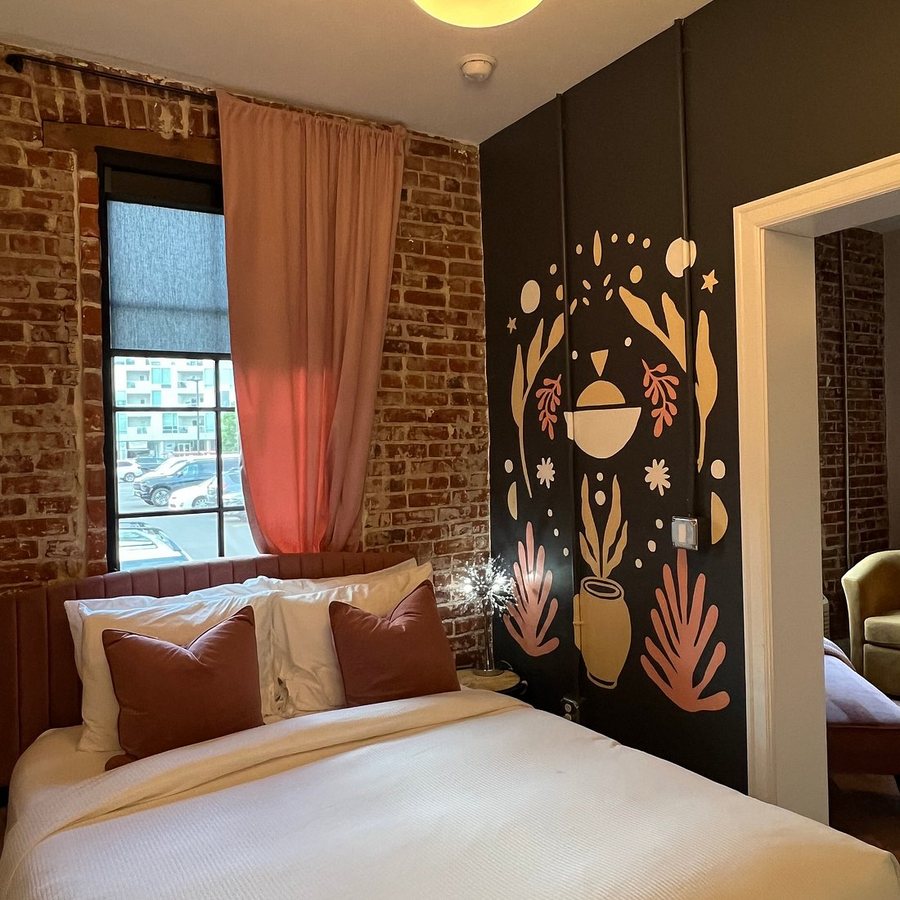 The Acoma House — Guest room