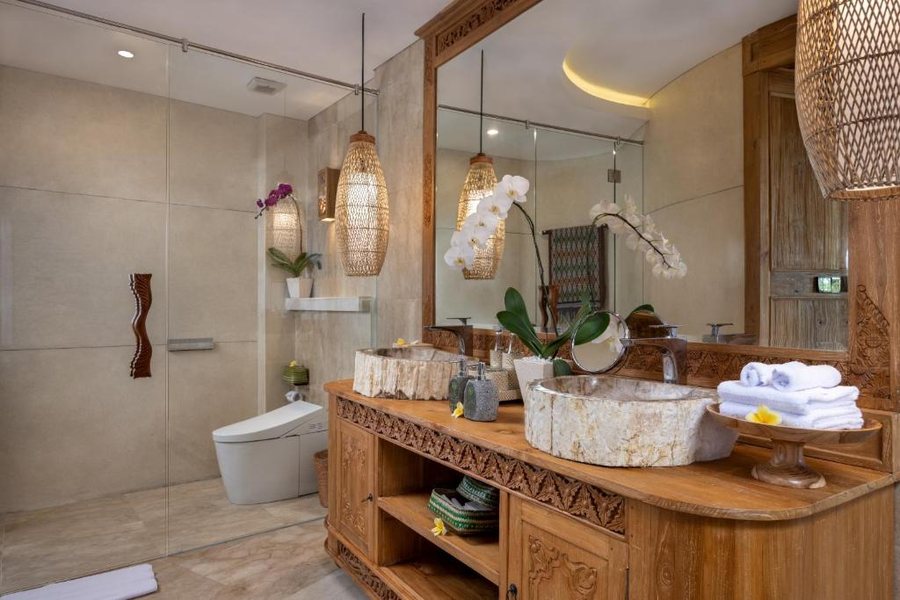 The Alena Resort A Pramana Experience — Bathroom