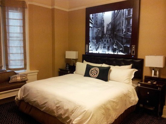 The Algonquin Hotel Times Square Autograph Collection — Guest room