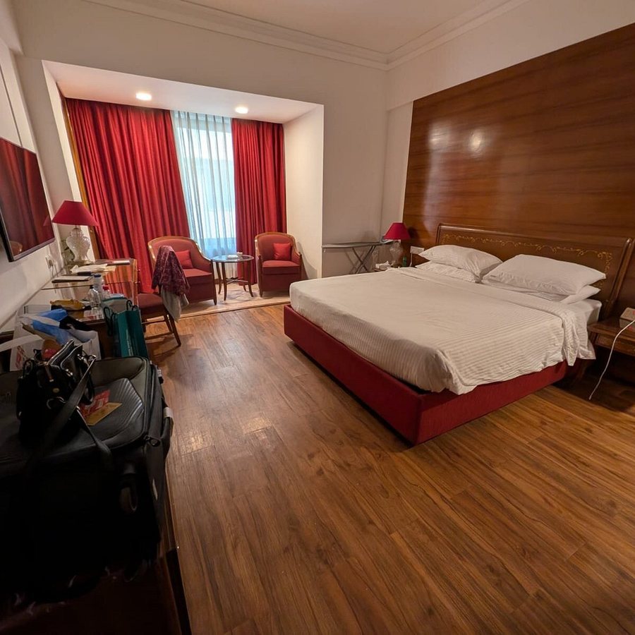 The Ambassador Mumbai — Guest room