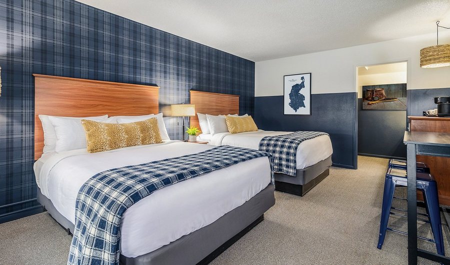 The Angler Lodge — Guest room