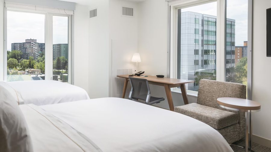 The Apple Theory Downtown Denver — Guest room