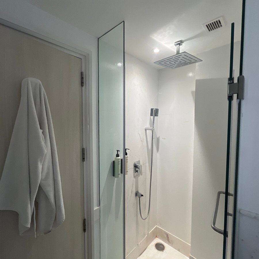 The Ashtan Sarovar Portico — Bathroom