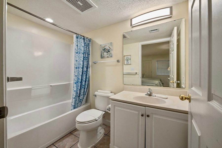 The Ashworth — Bathroom