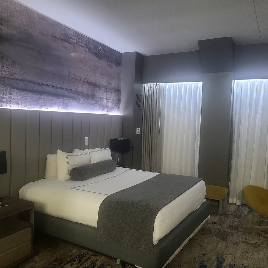 The Atheneum Detroit Michigan — Guest room