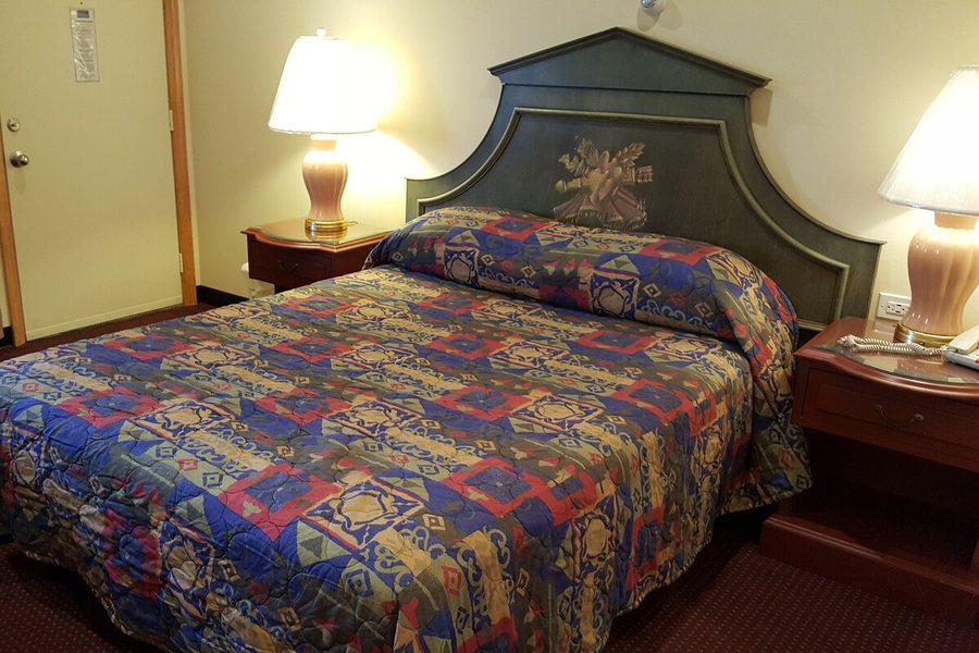 The Atlantic Motel — Guest room