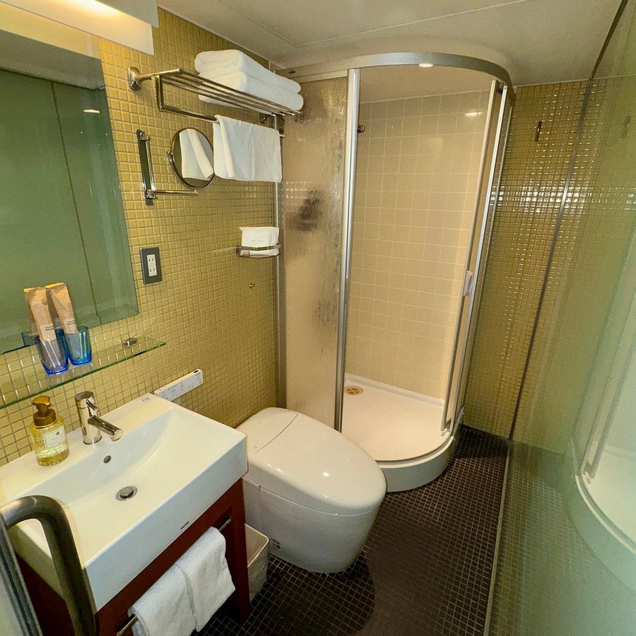 The B Akasaka — Bathroom