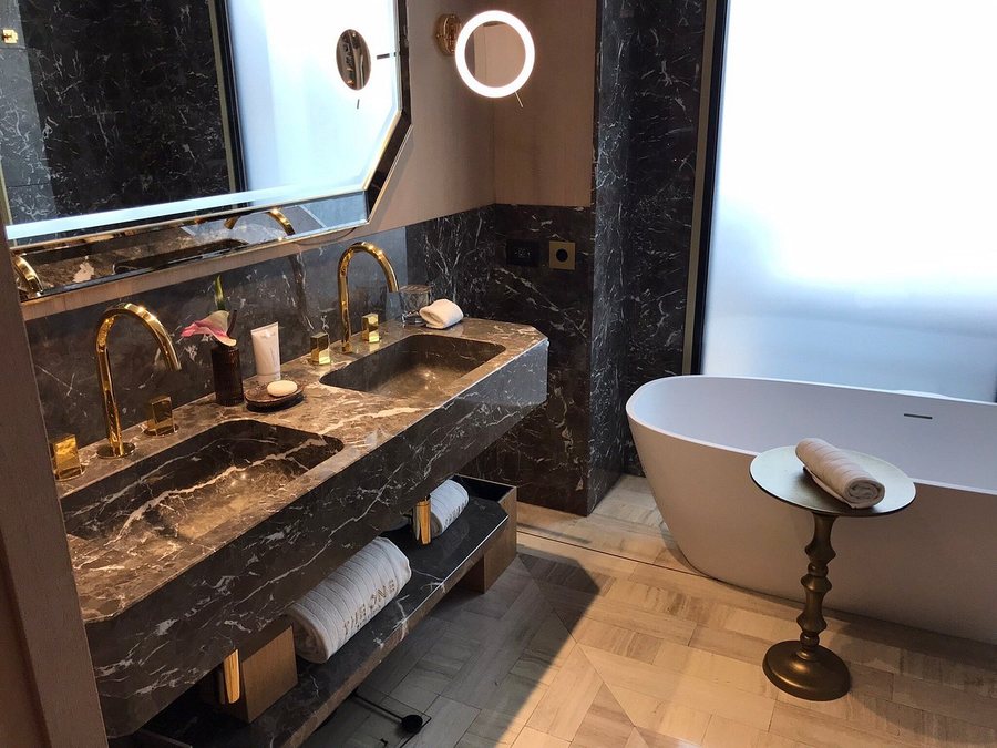 The Barcelona Edition Barcelona Catalonia — Bathroom