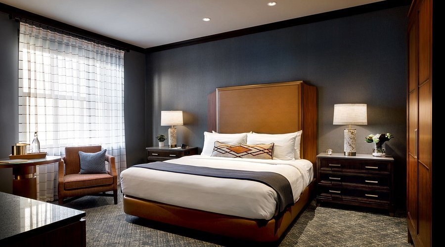 The Barfield Autograph Collection — Guest room