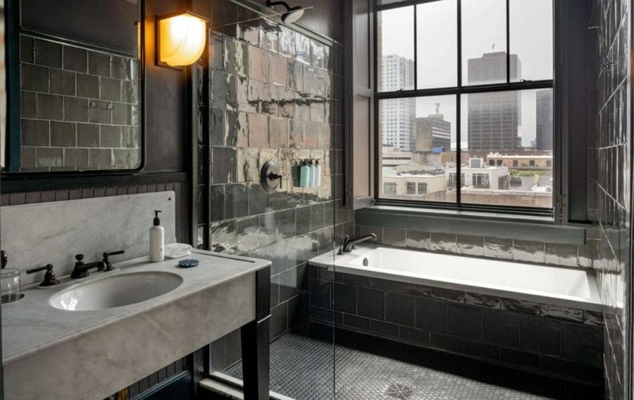 The Barnett JDV by Hyatt — Bathroom
