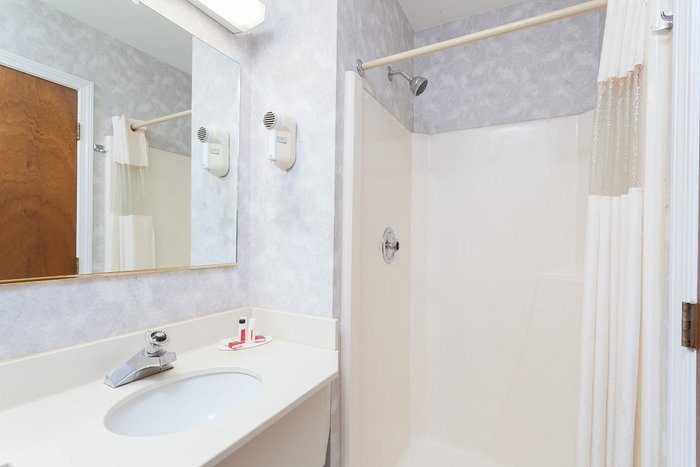 The Barrington — Bathroom