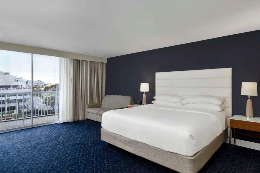The Barrymore Hotel Tampa Riverwalk — Guest room
