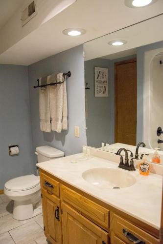 The Bavarian Village Resort — Bathroom