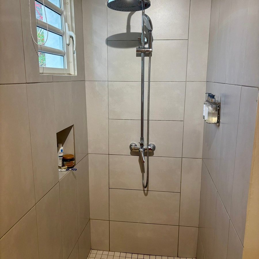 The Bay — Bathroom
