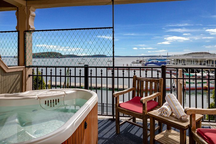 The Bayview Hotel — Bathroom