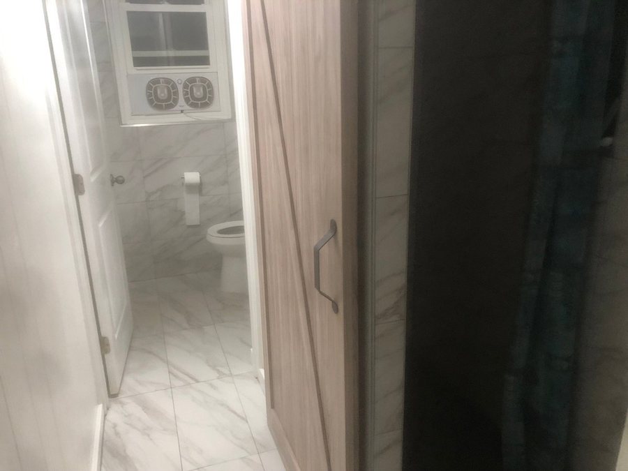 The Beach Waikiki Boutique Hostel by ALOH — Bathroom