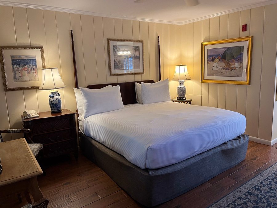 The Bellmoor Inn Spa — Guest room