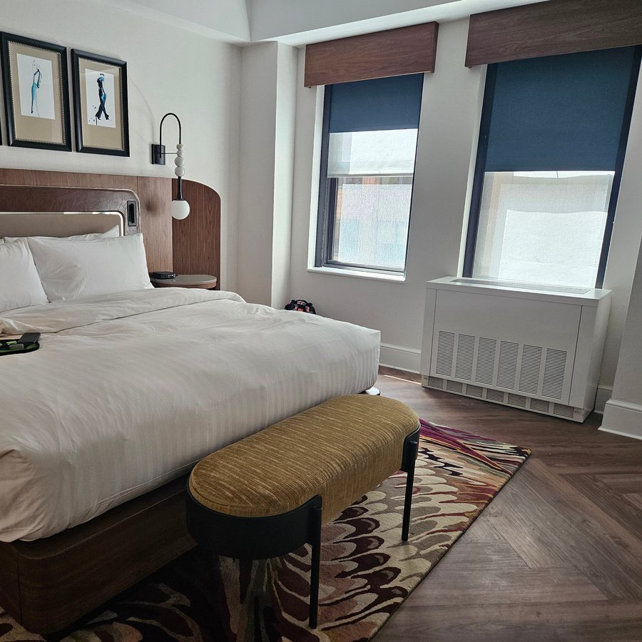The Benjamin Royal Sonesta New York New York City New York — Guest room