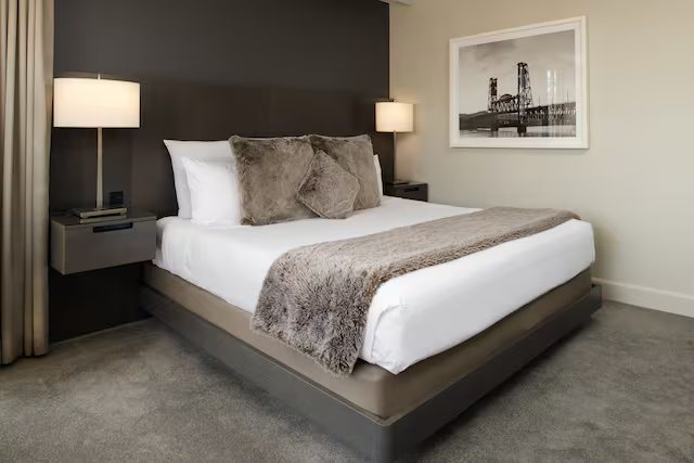 The Benson Portland Curio Collection By Hilton — Guest room
