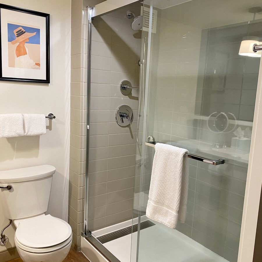 The Bidwell Marriott Portland — Bathroom