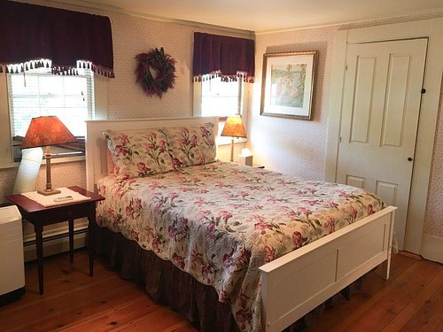 The Black Boar Inn — Guest room