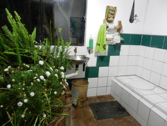 The Black Sheep Inn — Bathroom