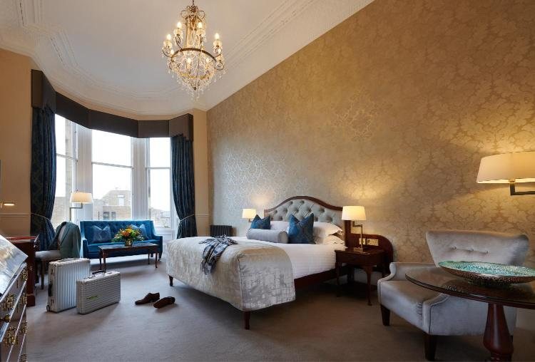 The Bonham Hotel — Guest room