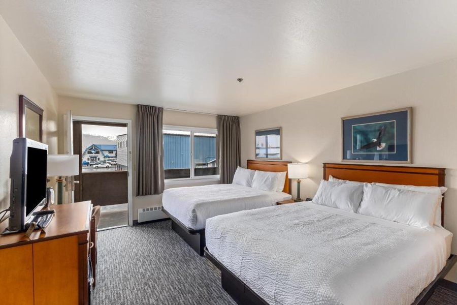 The Breeze Inn — Guest room