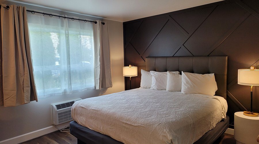 The Bridge Street Inn — Guest room