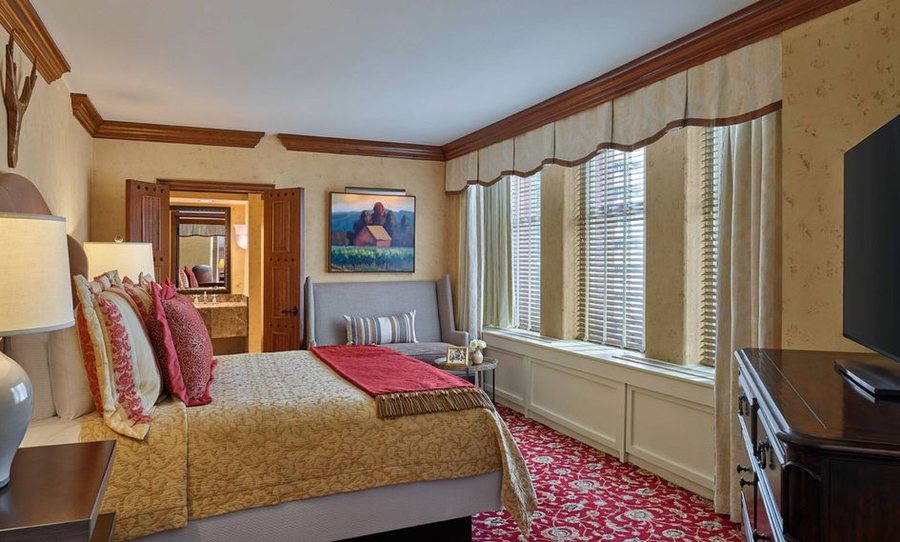 The Brown Palace Hotel and Spa Autograph Collection — Guest room