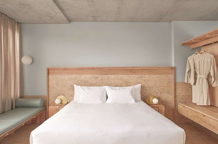 The Calile Hotel — Guest room