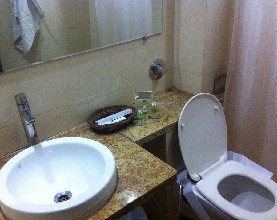 The Caliph Hotel — Bathroom