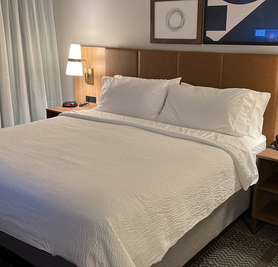 The Cambridge — Guest room