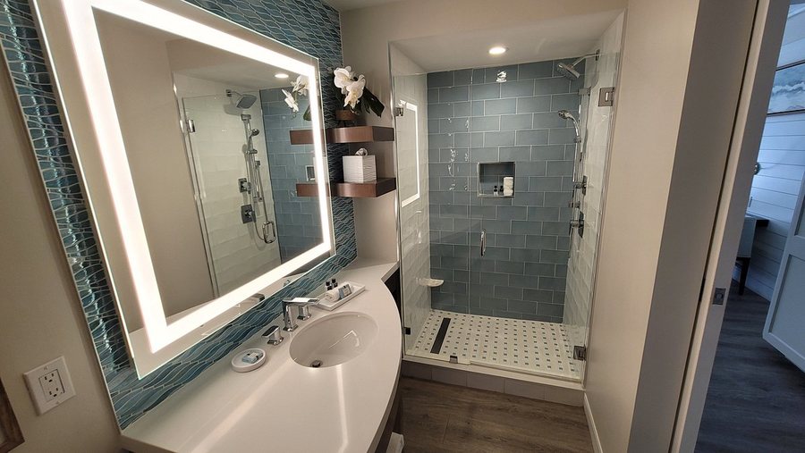 The Capitana Key West — Bathroom