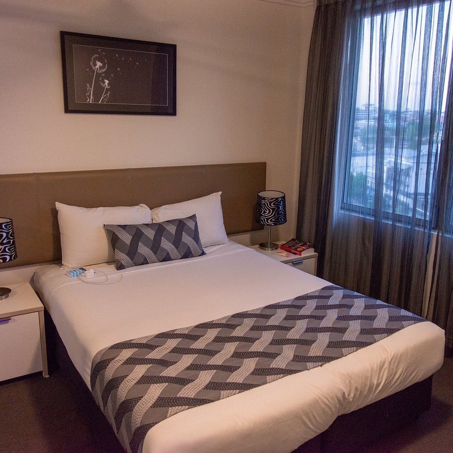 The Capitol Apartments — Guest room