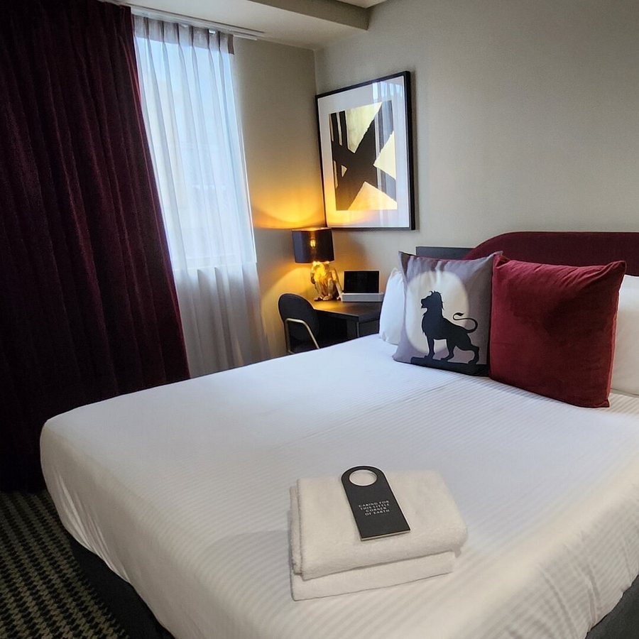 The Capitol Hotel Sydney — Guest room