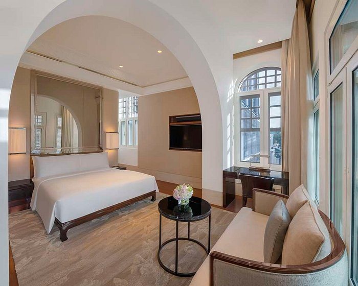 The Capitol Kempinski Hotel Singapore — Guest room