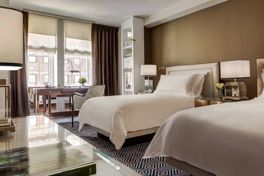 The Carlyle A Rosewood Hotel — Guest room