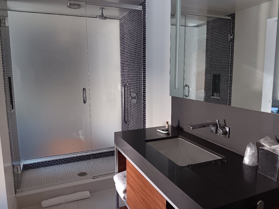 The Chambers Hotel — Bathroom