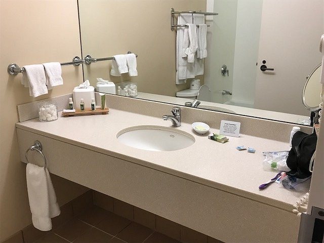 The Charles F Knight Executive Education Conference Center — Bathroom